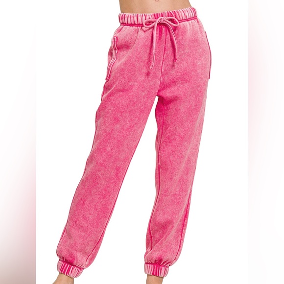 Zenana Outfitters Pants - Acid Wash Fleece Jogger Sweatpants w/ Pockets in Hot Pink